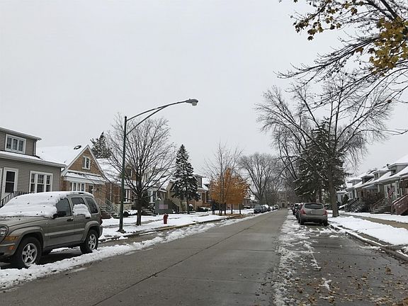 4th image of 4535 N McVicker Ave