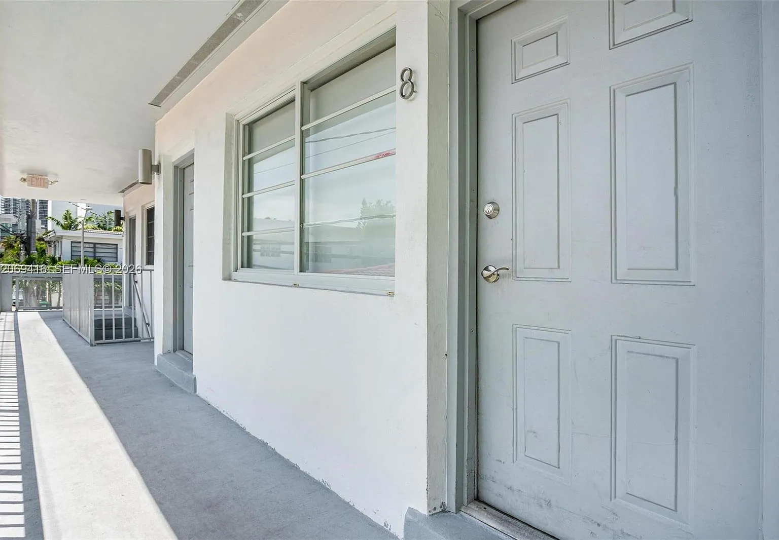 Lenox Manor — Photo 2