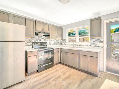 50 Angel Drive APT D, Waterbury, CT, 06708