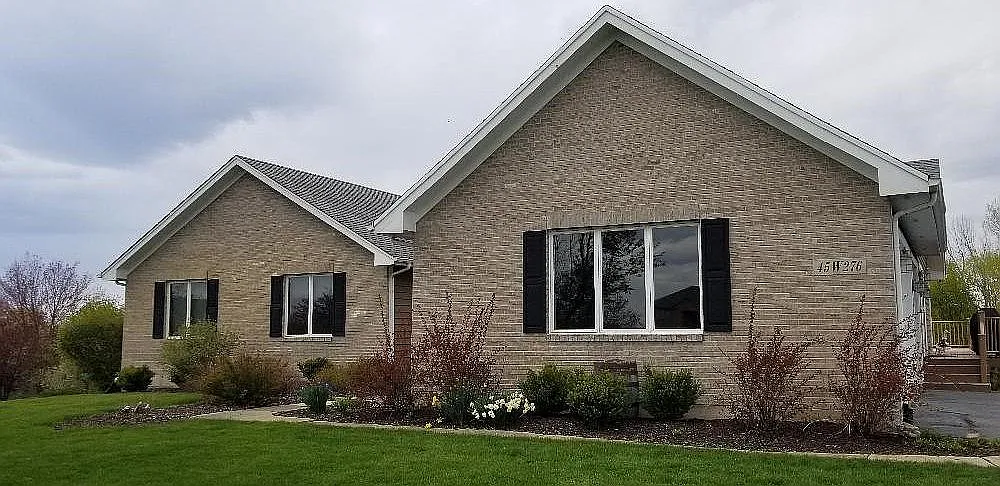 45W276 Freedom Ct photo 1