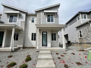 22813 E Tufts Ave UNIT B, Aurora, CO 80015