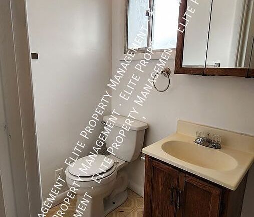 5th image of 1191 N Main St APT 2