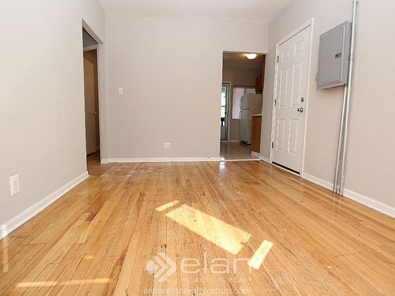 2nd image of 1340 W Argyle St APT 2N