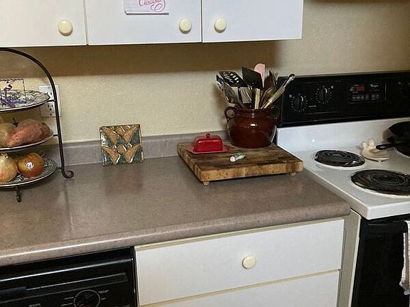 4th image of 5131 City St APT 636