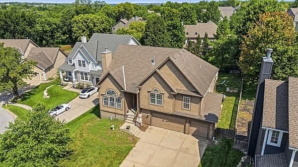 1st image of 2346 W Piatt Ln
