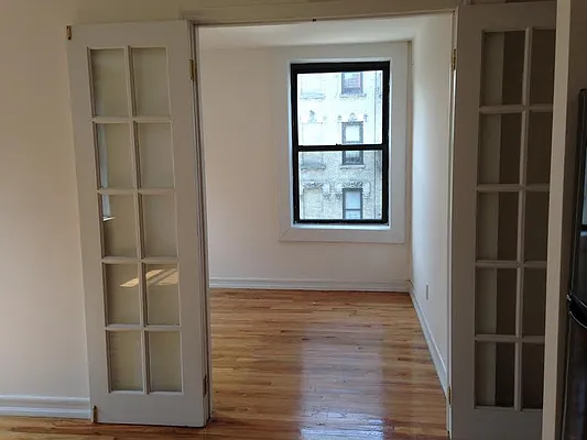 Rented by CNYC Properties | media 27