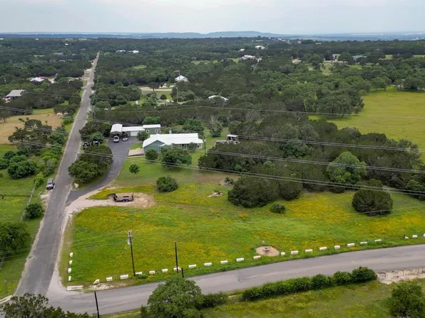 100 Fox Run, Burnet, TX 78611