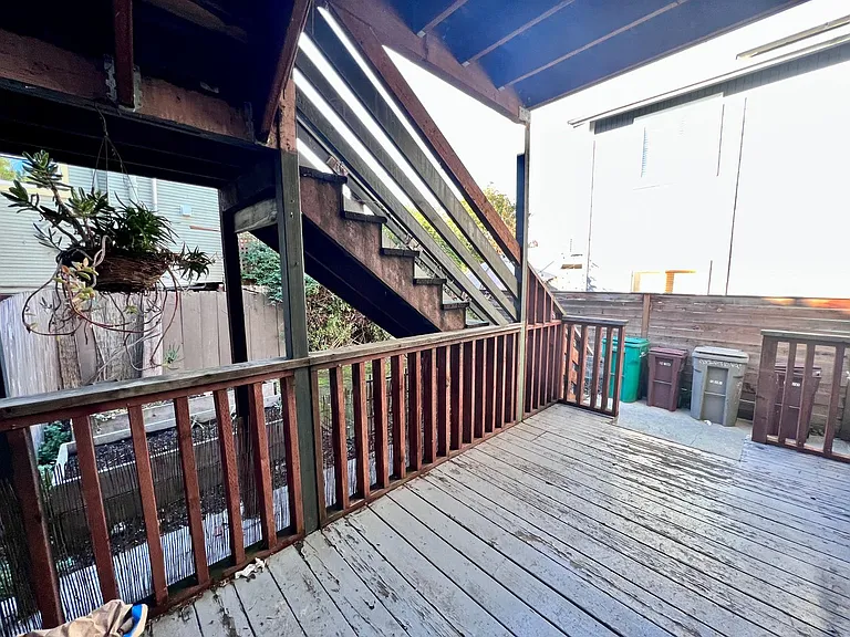 3209 Hannah St — Photo 15