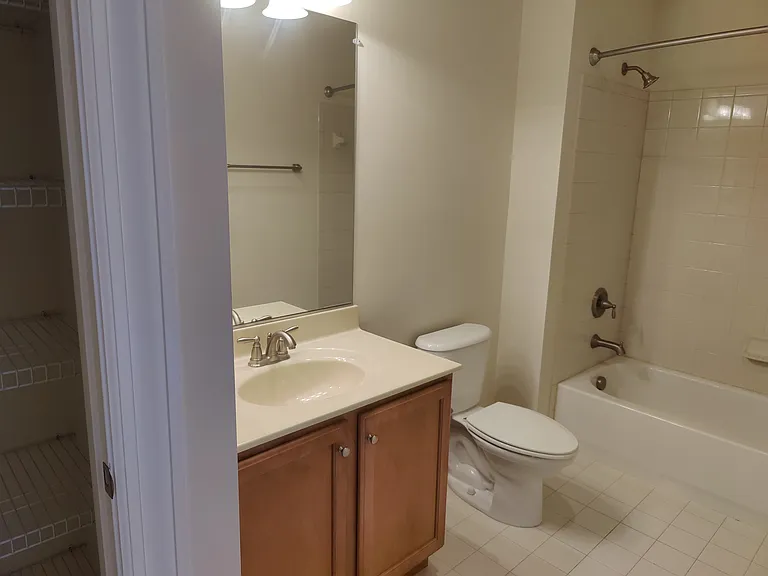 2nd Bedroom Bath