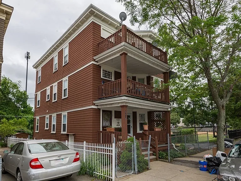 4114 Washington St #3 — Photo 28
