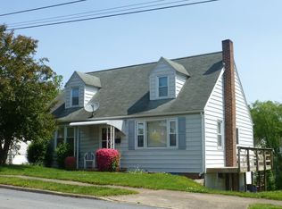 524 Spruce St, Middletown, PA 17057