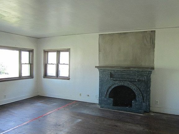 2nd image of 5107 W 22nd Pl