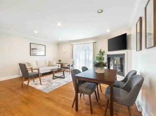 408 N Windsor Dr, Arlington Heights, IL 60004