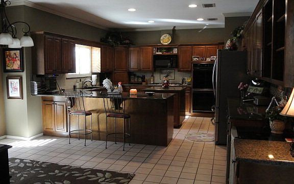 3rd image of 4113 Fox Hollow Ct