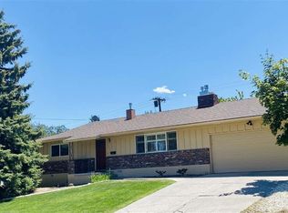 1070 Pine Ridge Dr, Reno, NV 89509