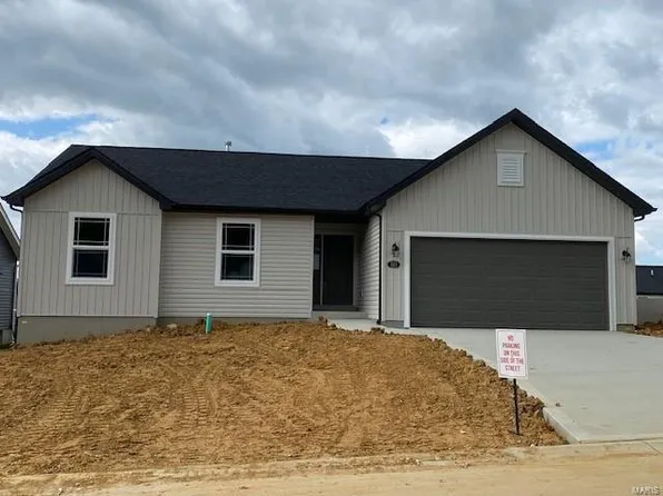 521 Birchwood Dr, Moscow Mills, MO 63362