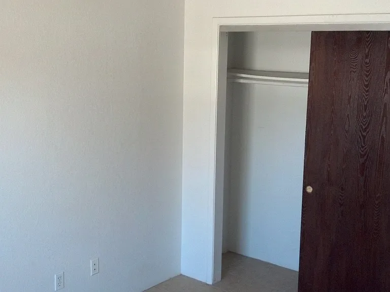3361 N Mountain Ave — Photo 11