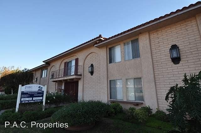 1st image of 14142 Victory Blvd APT 109