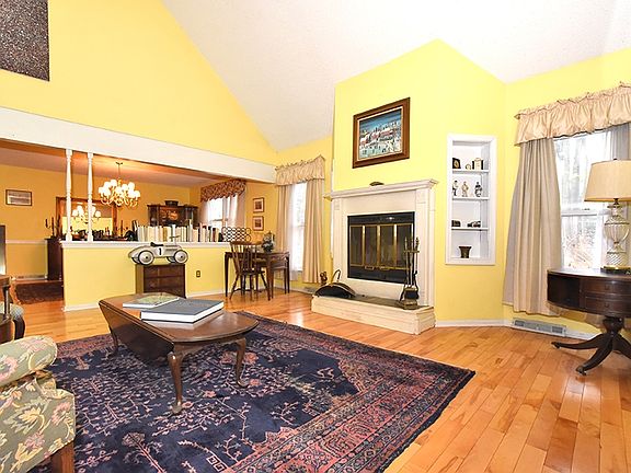 5th image of 1 Longwood Dr