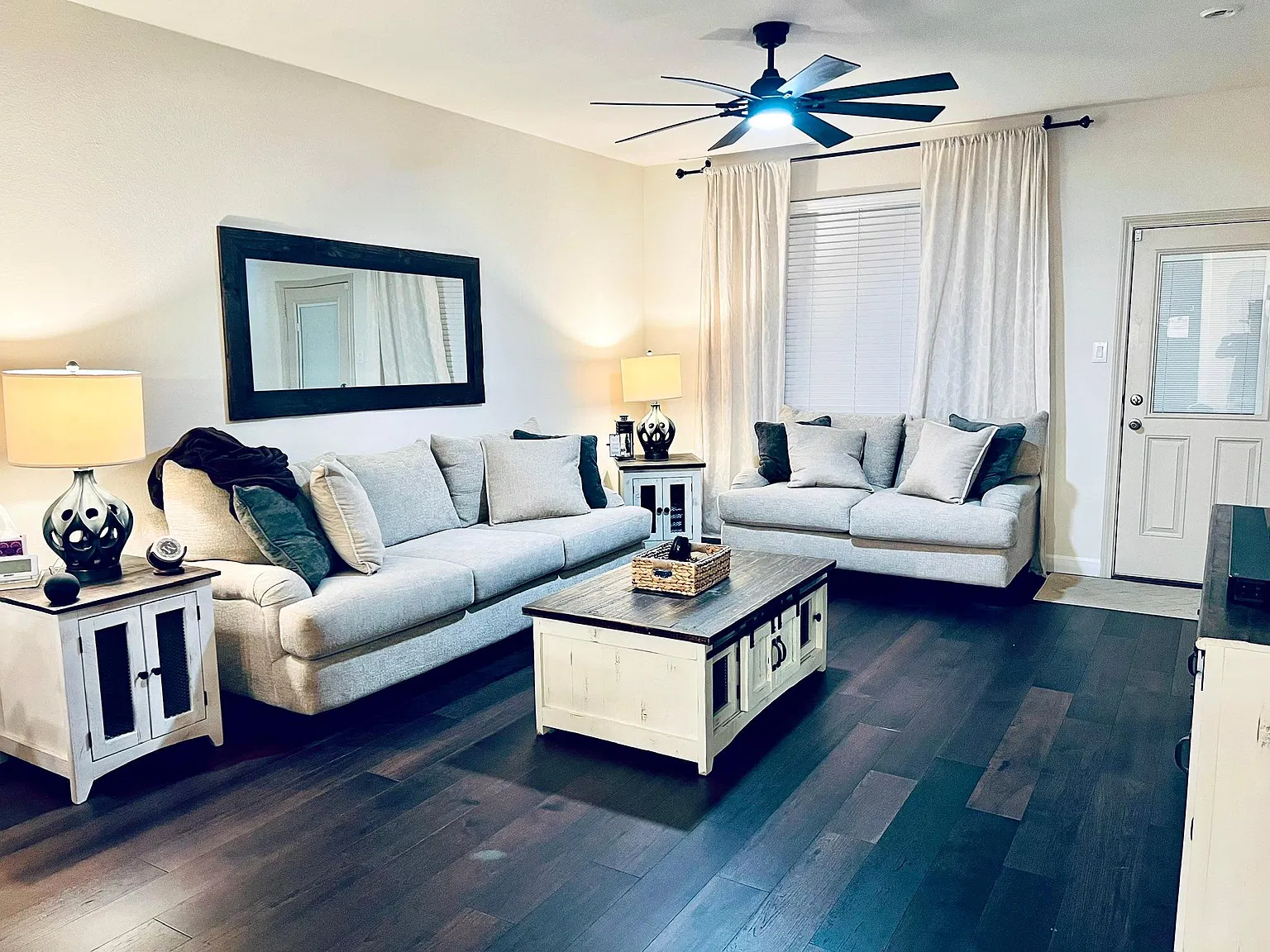 1801 Velarde Rd — Photo 3