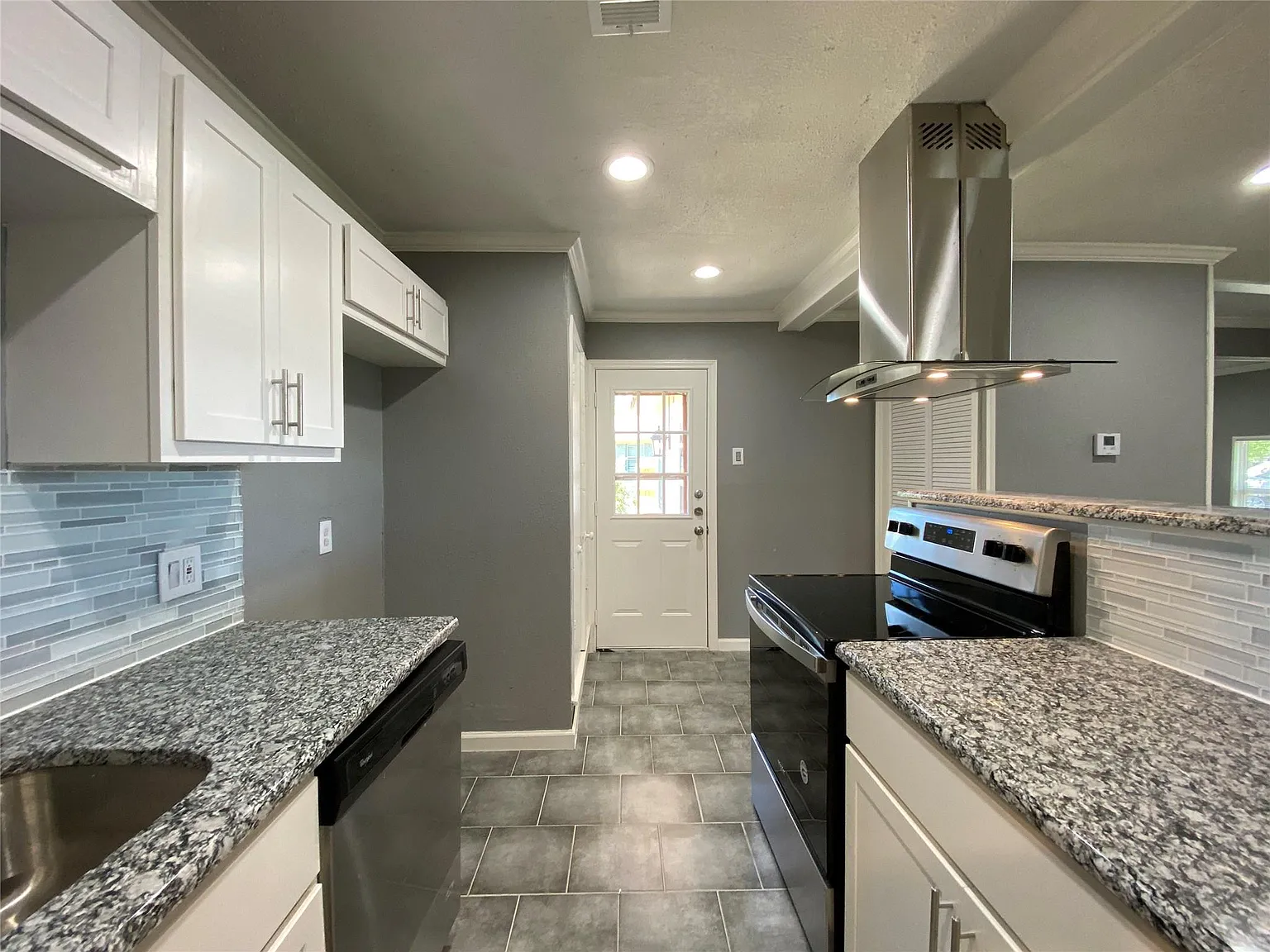 2813 Arcady Drive Garland, TX 75041 - 1 — Photo 3