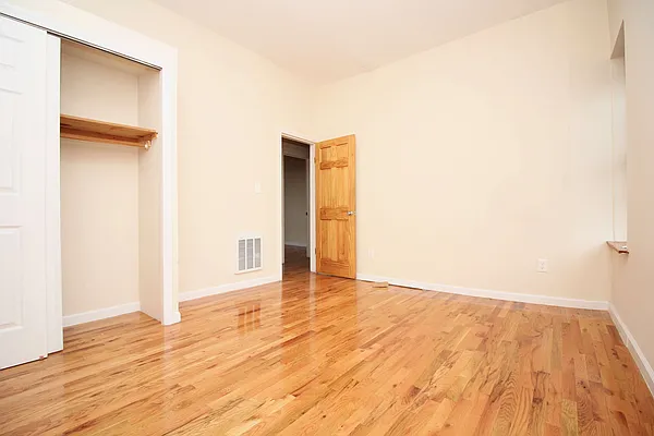 Rented by Nooklyn NYC LLC | media 7