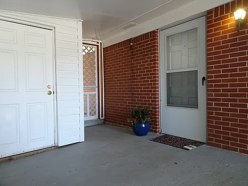 283 Lake Dr #A Photo 1