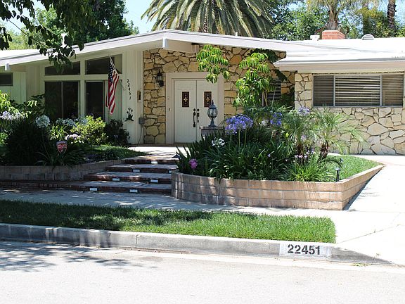 2nd image of 22451 Philiprimm St