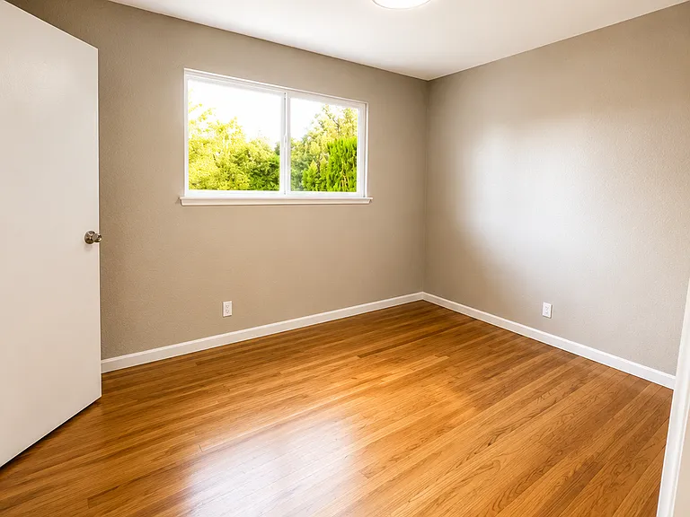847 Alderbrook Ln — Photo 6