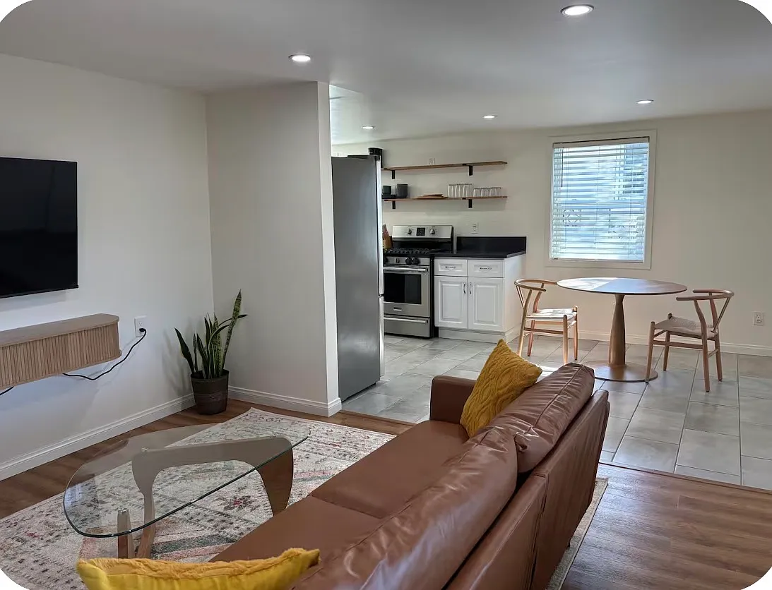 1 bed, 700 sqft, $2,650 — Photo 2
