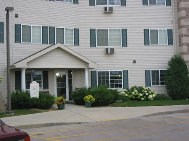 Blackhawk Ridge Senior Community — Photo 5