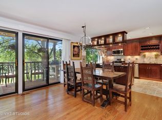 270 Bluff Ct APT D, Barrington, IL 60010