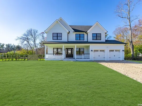 315 Moores Lane N, Greenport, NY 11944