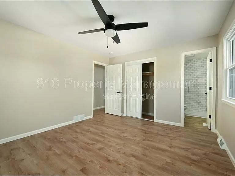 12120 W 63rd Ter — Photo 8
