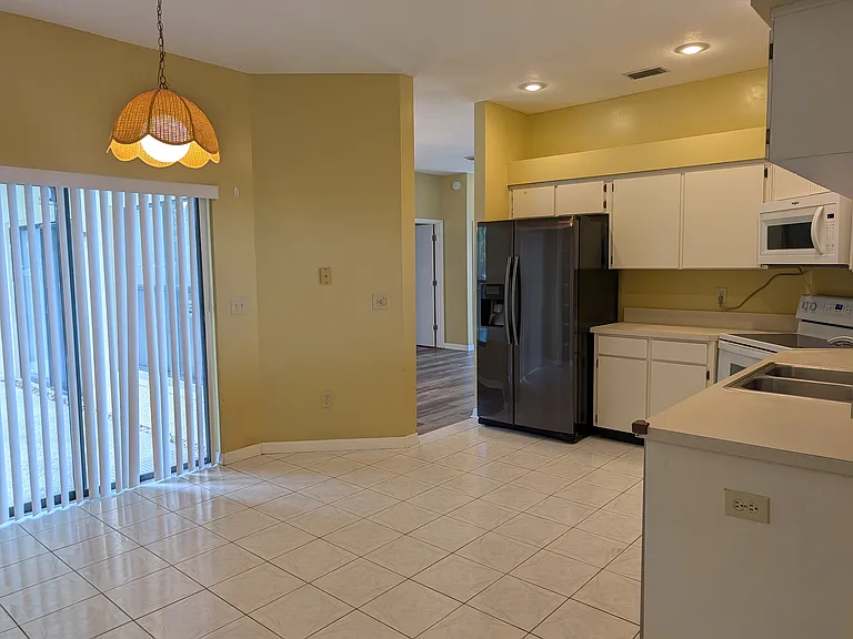 11201 Pocket Brook Dr — Photo 10
