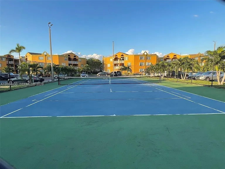 9731 Fontainebleau Blvd #F114 — Photo 15