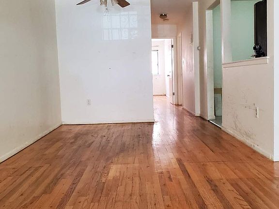 3rd image of 14415 38th Ave Floor 2