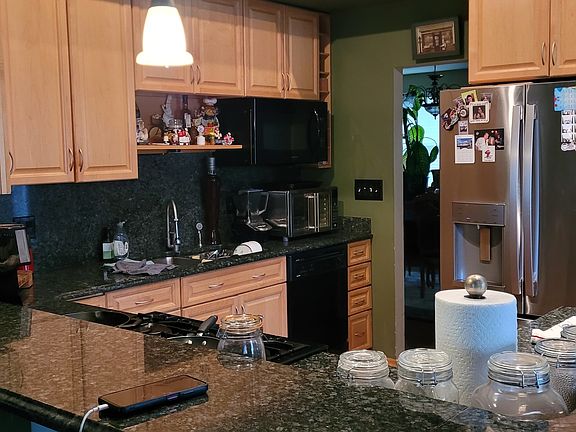 5th image of 9344 Marion Ave