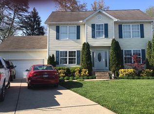 116 Litchfield Ln, Hurricane, WV 25526