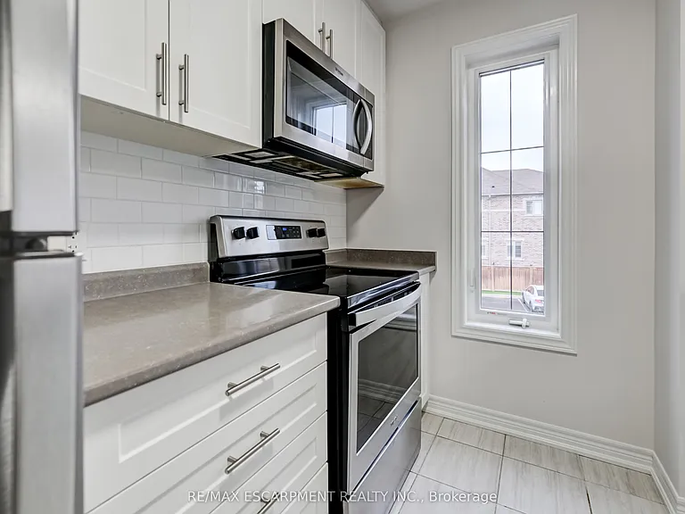 23 Ridgeside Ln — Photo 9