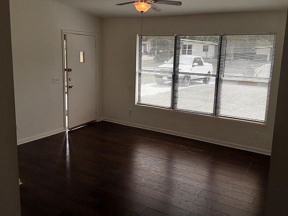 4th image of 2149 Monteau Dr