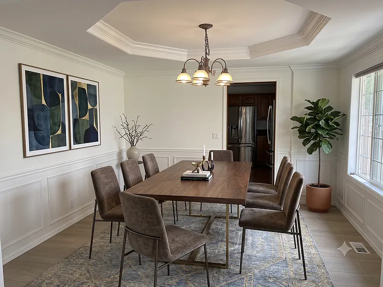 Dinning room with sample furniture.