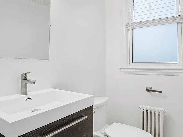 742 Congress St SE — Photo 10