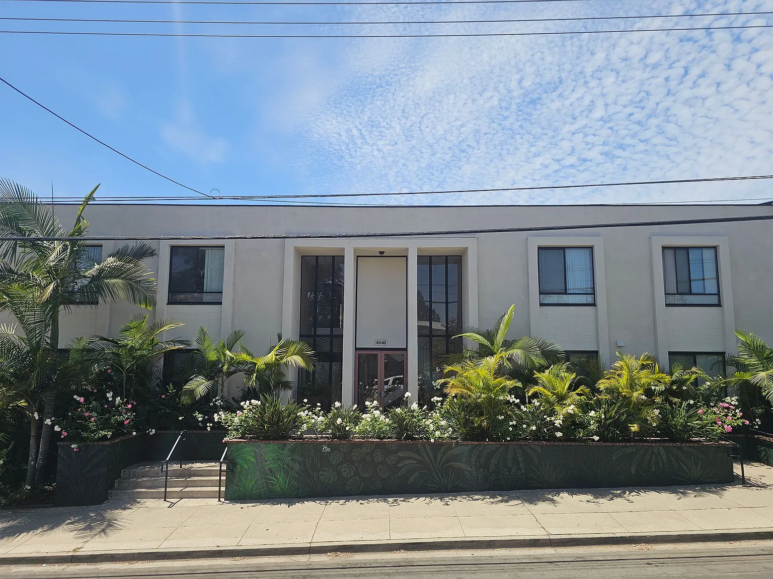 Jewell Sreet — Photo 3