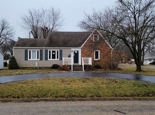 409 W Michigan Ave, South Jacksonville, IL 62650