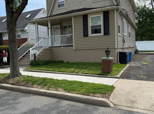 57 Oak St, Rochelle Park, NJ 07662