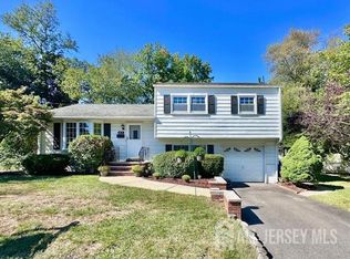 417 Adirondack Ave, Spotswood, NJ 08884