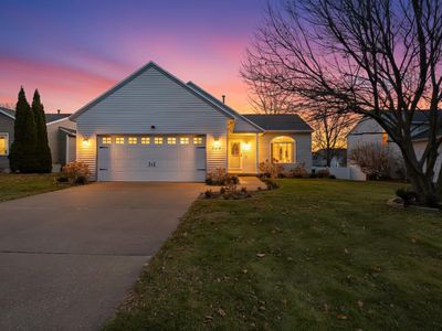 360 Tall Grass Dr, Cedar Springs, MI, 49319