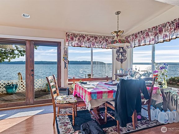 4th image of 791 Seal Rock Road