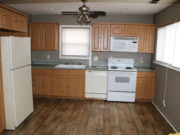 2nd image of 1404 E Goulson Ave
